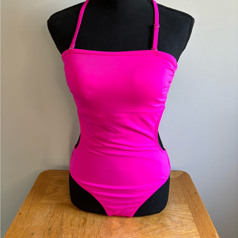 New without tags Venus one piece pink swimsuit
